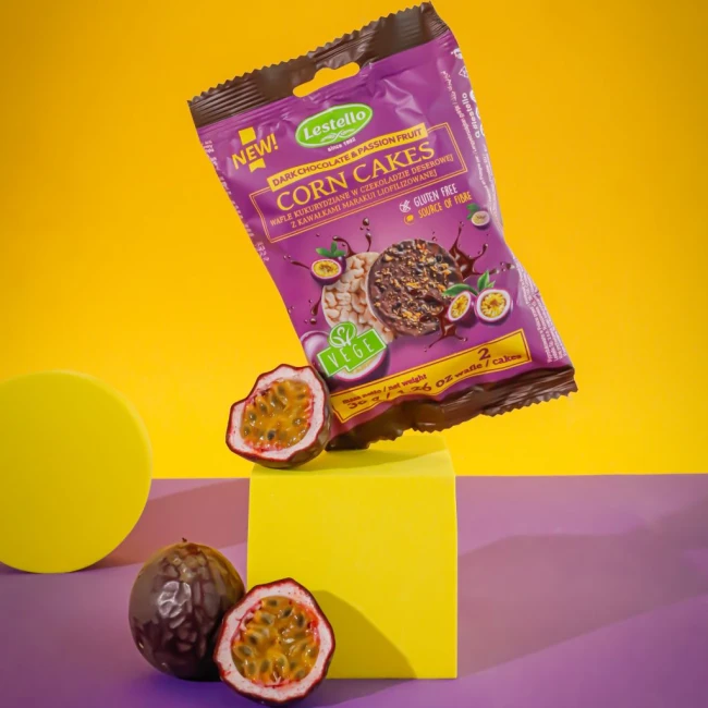 WAFLE KUKURYDZIANE W CZEKOLADZIE Z MARAKUJĄ 2 SZTUKI 36G VEGE LESTELLO